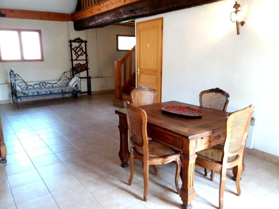 Le Domaine Du Cellier Bed & Breakfast Sézanne Dış mekan fotoğraf